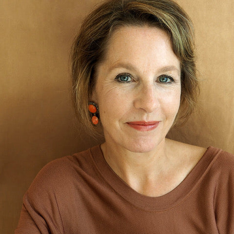 Dr. Britta Papay Drei